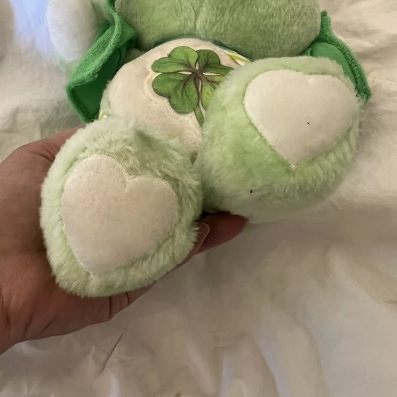 VINTAGE CARE BEAR CAREBEAR GOOD LUCK FOUR LEAF CLOVER 12 Inch  PLUSH Cute Outfit - Picture 10 of 11